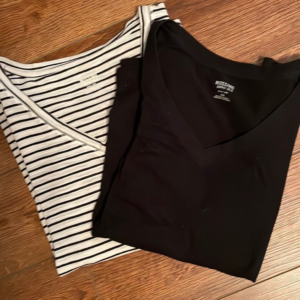 2 Mossimo Long Sleeve t shirts